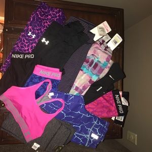 15 piece lot of Girls size 10/12, youth medium.